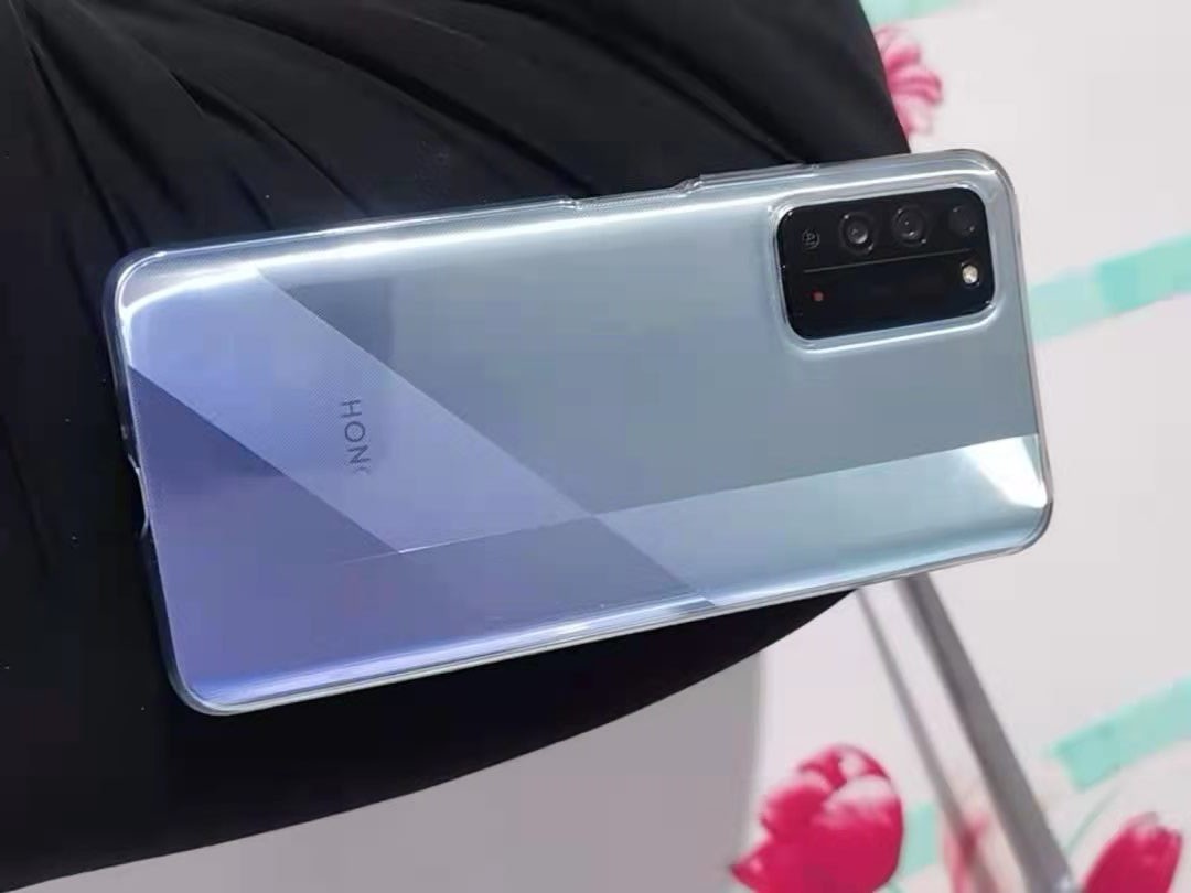 90Hz屏+麒麟7nm,鸿蒙系统手机仅1549元,华为5G手机低价来袭