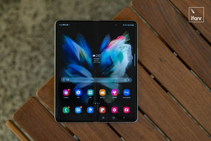时隔 10 年,Google 再推平板 Android 系统,它还能阻击 iPad 吗?