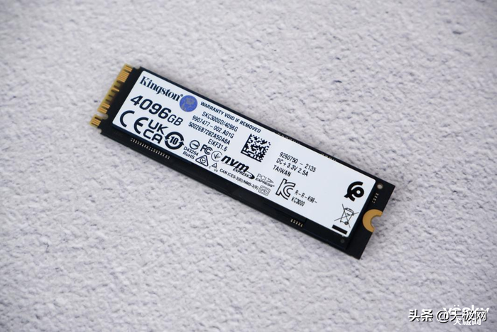 让电脑焕发强大数据传输力,金士顿KC3000 PCIe 4.0 NVMe M.2 SSD测评