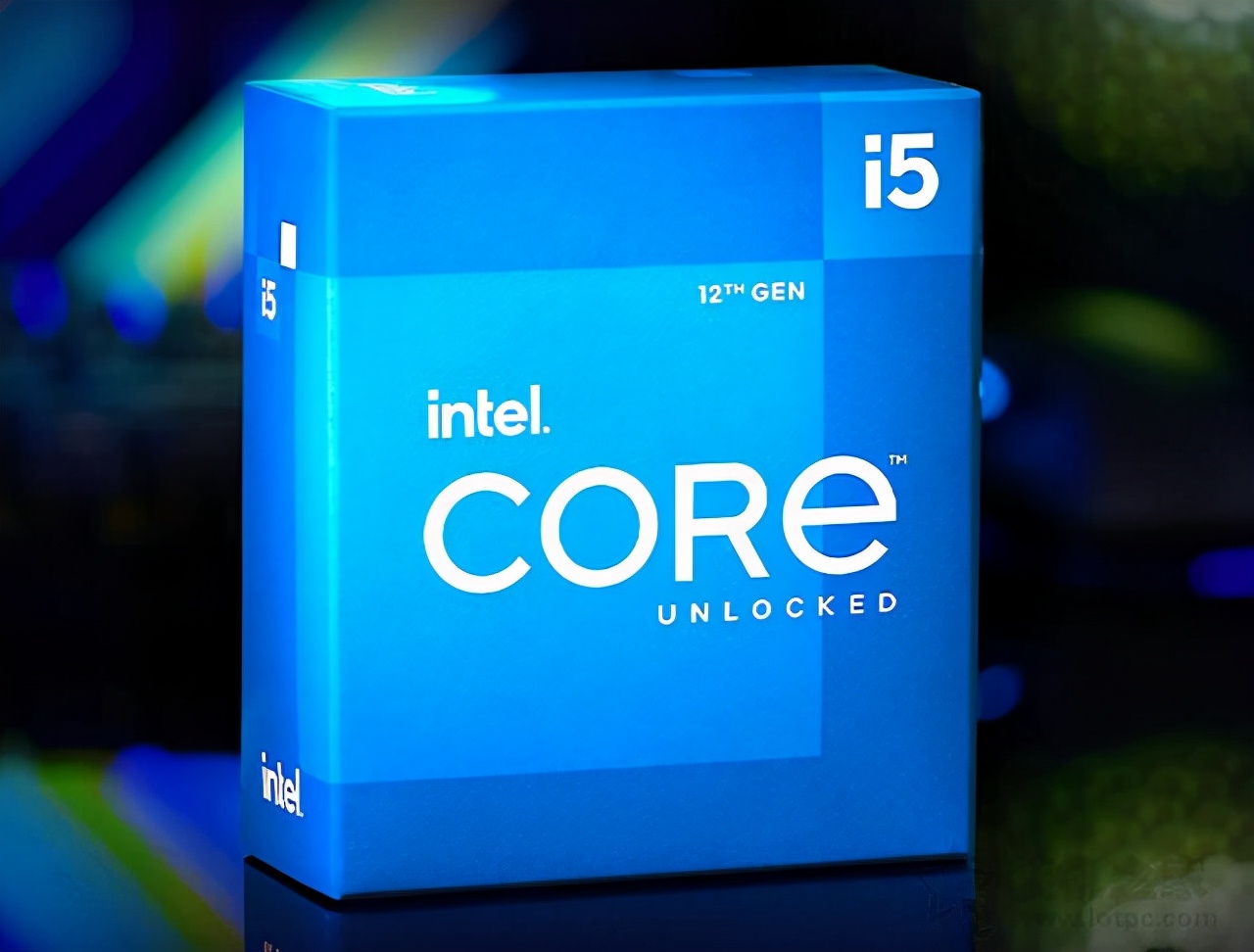 i5 12600K相比i5 11600K性能提升有多大?加入R5 5600X对比评测