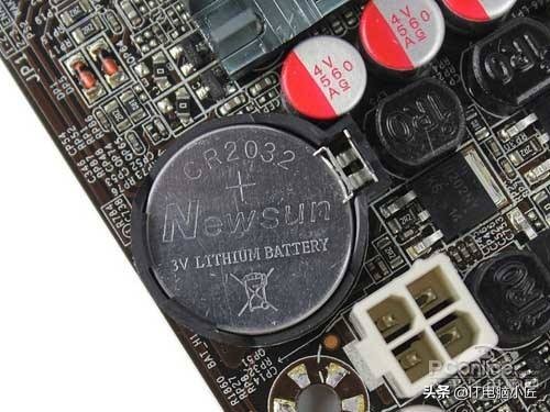 电脑上的纽扣电池到底有什么用？需要更换吗？