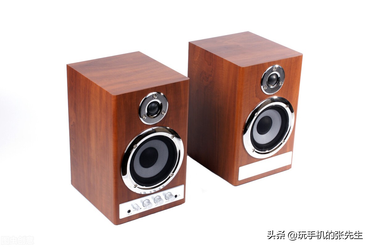 电脑的声音,为什么总是有滋滋滋的噪音?看完这点你就明白了