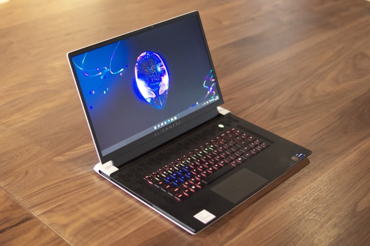 Alienware X 17 体验:外星人想做的,不止是一台游戏本