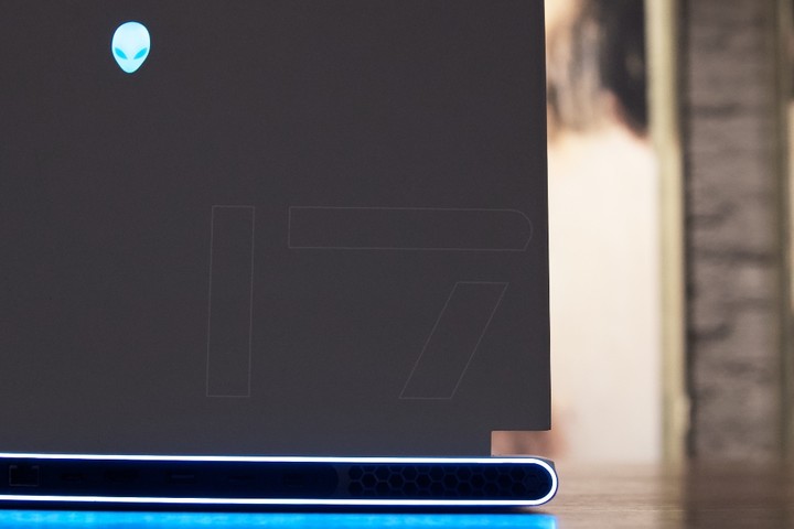 Alienware X 17 体验:外星人想做的,不止是一台游戏本