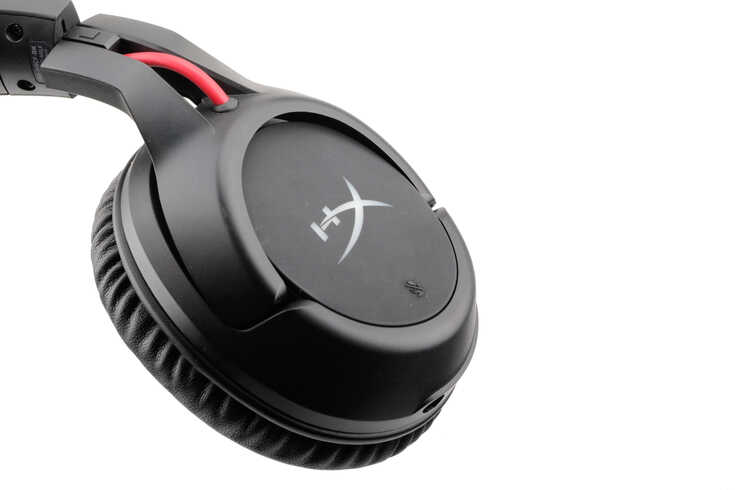 轻量化无线游戏耳机,金士顿HyperX Cloud Flight天箭