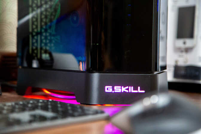ITX机箱又多了一个选择:G.SKILL Z5i机箱装机show