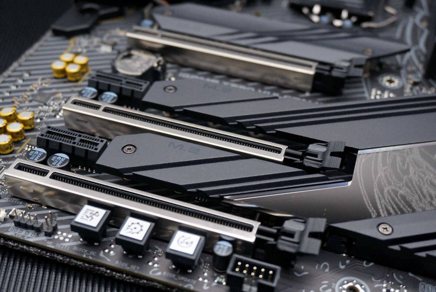 Z590+i9-11900K+RTX 3080,我们一起打造iGame Vulcan梦想级主机