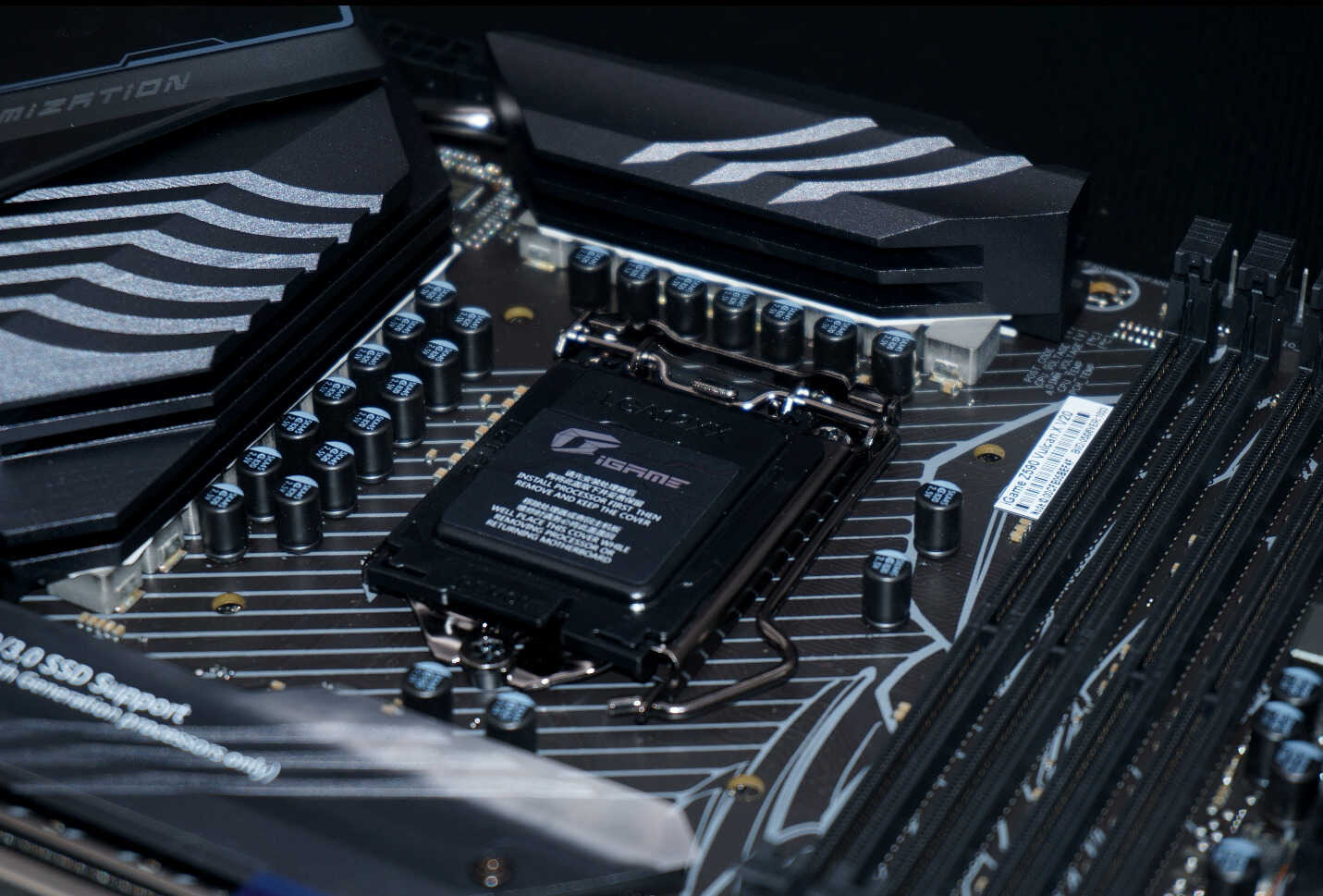 Z590+i9-11900K+RTX 3080,我们一起打造iGame Vulcan梦想级主机