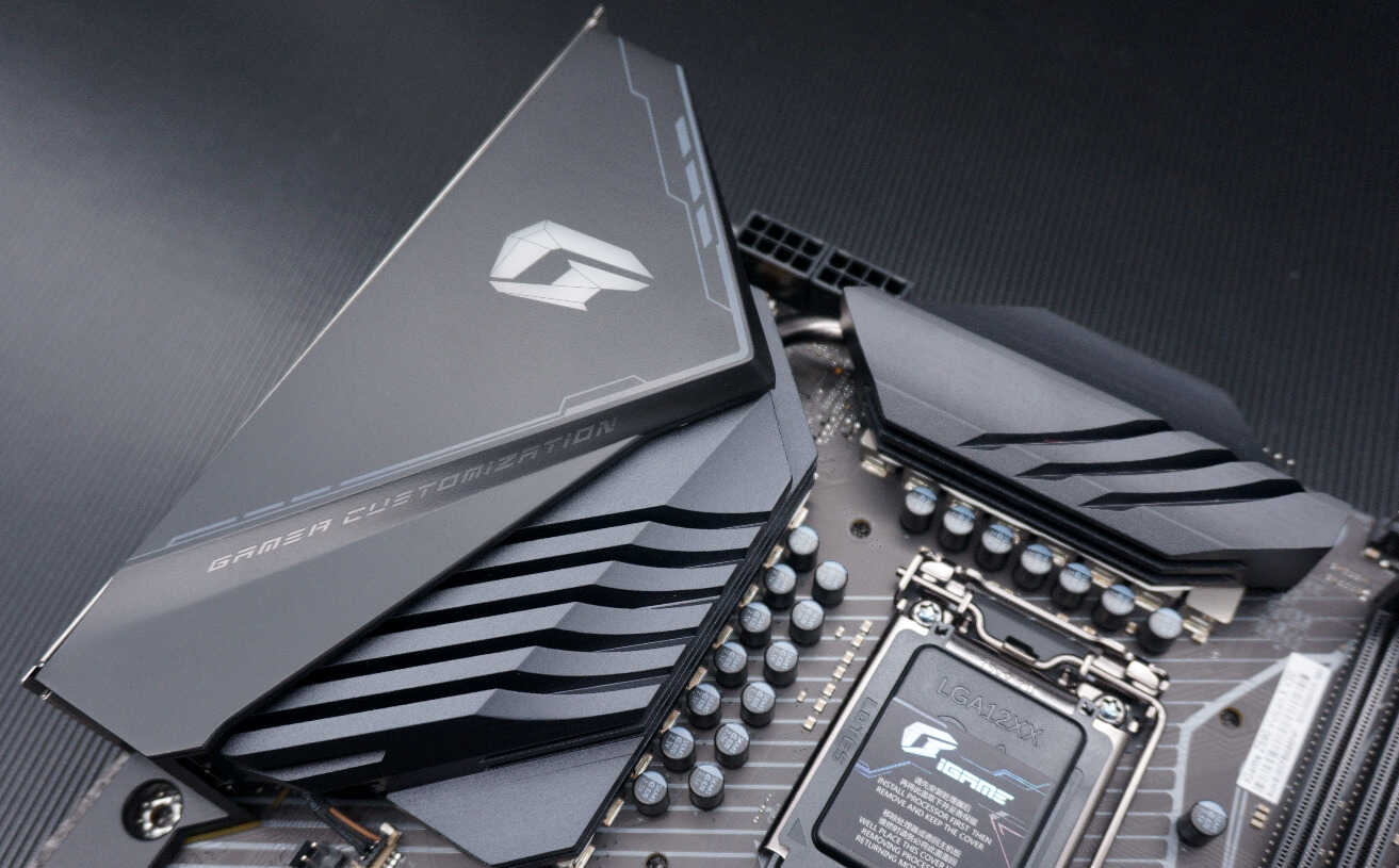 Z590+i9-11900K+RTX 3080,我们一起打造iGame Vulcan梦想级主机