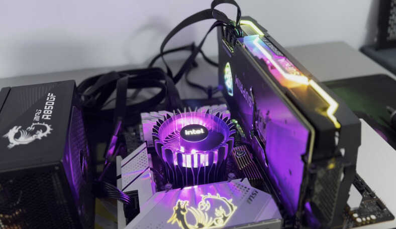 intel打造原装散热器天花板,i9御用RH1散热器拷机实测