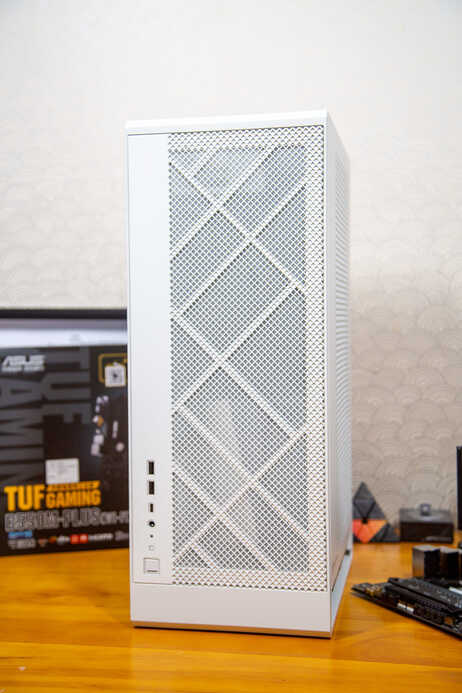 一台APU装机方案:5600G+华硕重炮手能战2K分辨率游戏吗?