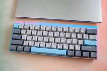 三模无线机械键盘如何选?240天超长续航,杜伽K330w PLUS拆解体验