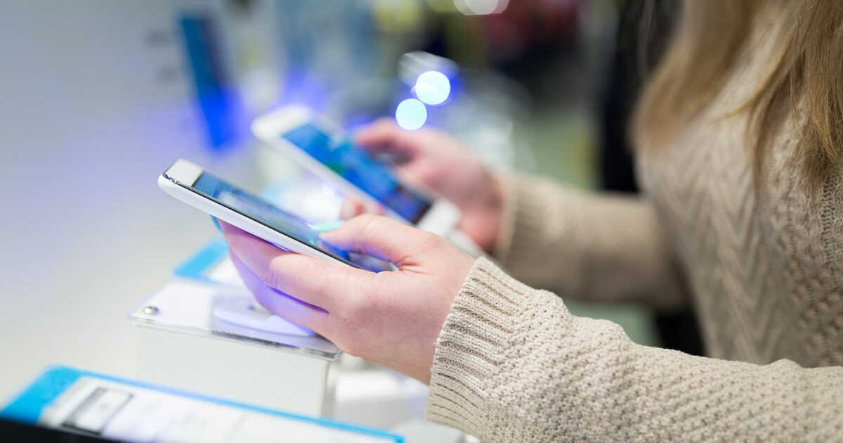 “为什么不愿意换手机”,这还用问?