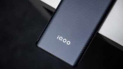 2000元价位骁龙8?iQOO Neo6外观官宣,高端旗舰化