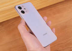 荣耀新机曝光（外观神似iPhone 11）