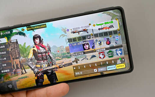 iPhone 13玩游戏跟骁龙8 Gen 1游戏手机比如何?让实际体验来说话