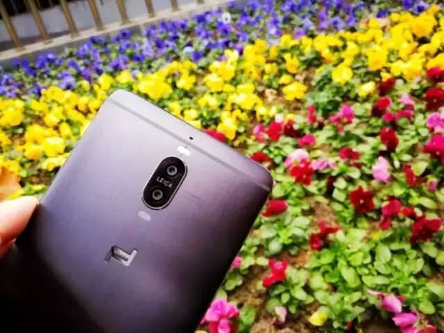 拥有一部华为Mate9保时捷版是种怎样的体验?