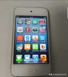 iPod Touch4,让人怀旧的苹果产品!拟物化图标很经典