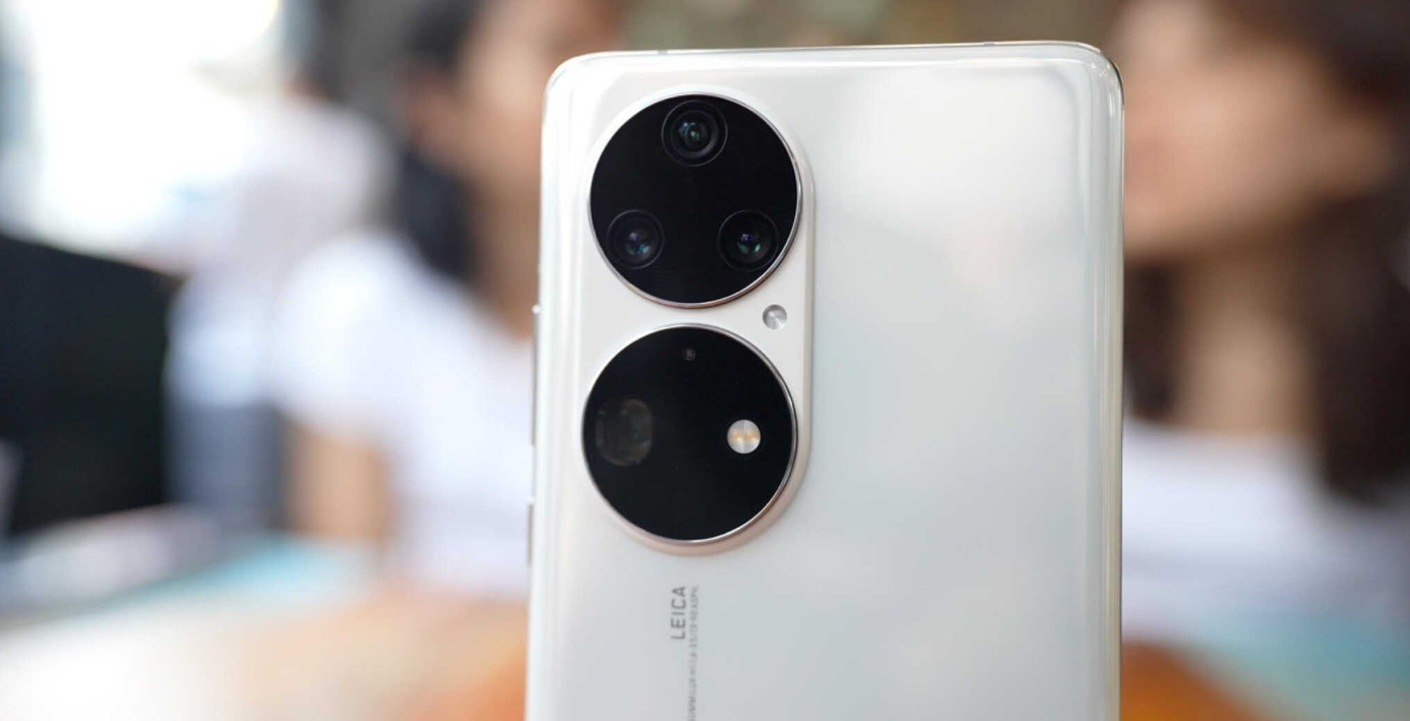 围观!最好的前3部“国产”手机:OPPO、小米+华为,你更喜欢谁?