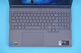 100W酷睿i7-12700H对决80W锐龙9 6900HS!联想拯救者Y9000P 2022评测:SSD狂飙13GB/s
