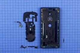 独有“八爪鱼式”软板排布,索尼 Xperia XZ2 拆解