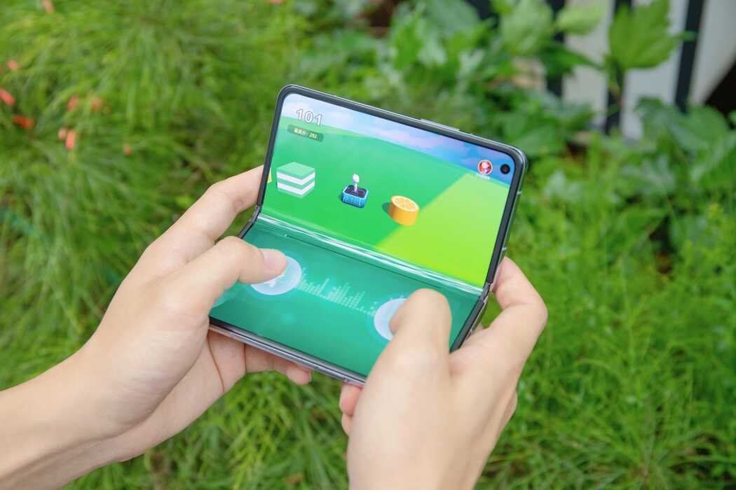 为折叠屏量身定制的游戏体验怎么样?用OPPO Find N体验有点带劲