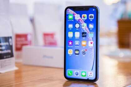 iPhone XR还值得买吗?从6999来到3799,有点心动