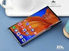 翻转双屏手机争相登场 翻盖手机的另类复活?