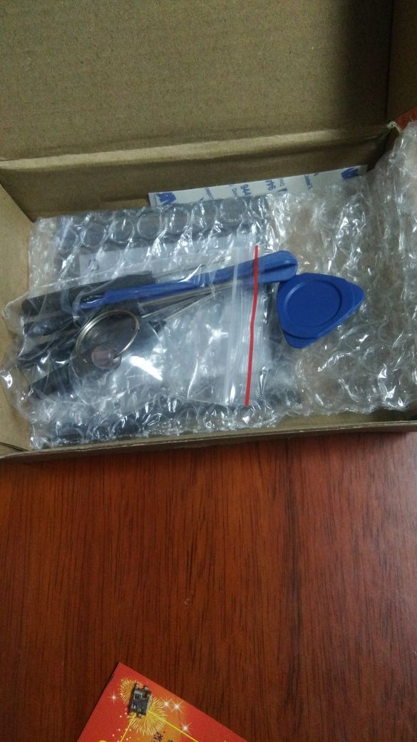 手把手教你更换手机电池,再也不会被手机维修店坑啦
