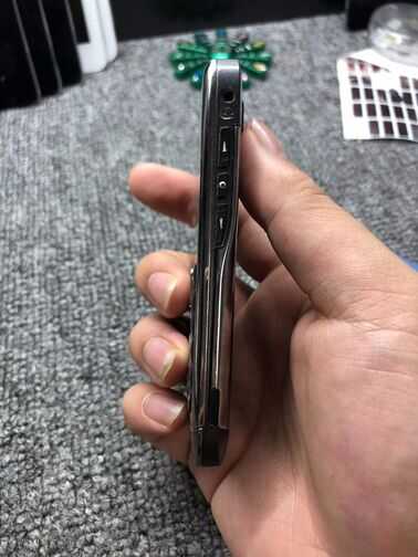 188元的诺基亚E71开箱上手,曾经的王者也是王者,竟然可以连WiFi