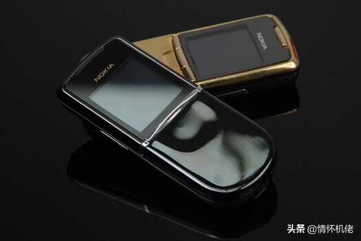 抛弃iPhone,我用诺基亚8800 Sirocco度过了一天