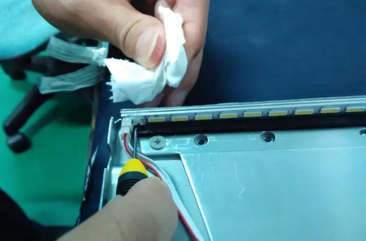 LED屏的拆解步骤方法,注意事项图解版