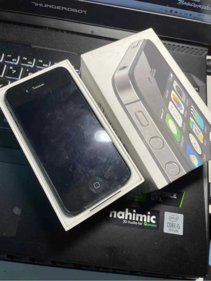 全新未激活iPhone4现身,曾经卖4999起,如今只值650元