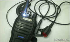 hyt对讲机使用方法(这些步骤让你正确使用对讲机)