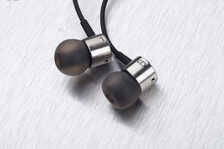 AKG K374入耳式耳机测评报告