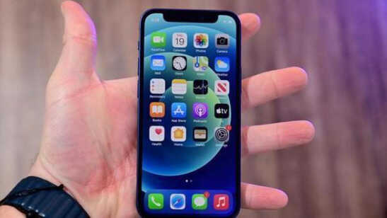 iPhone 12 mini值不值得买？国产新旗舰已给出答案