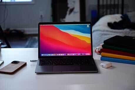 苹果的13英寸M1 MacBook Pro值得购买吗?
