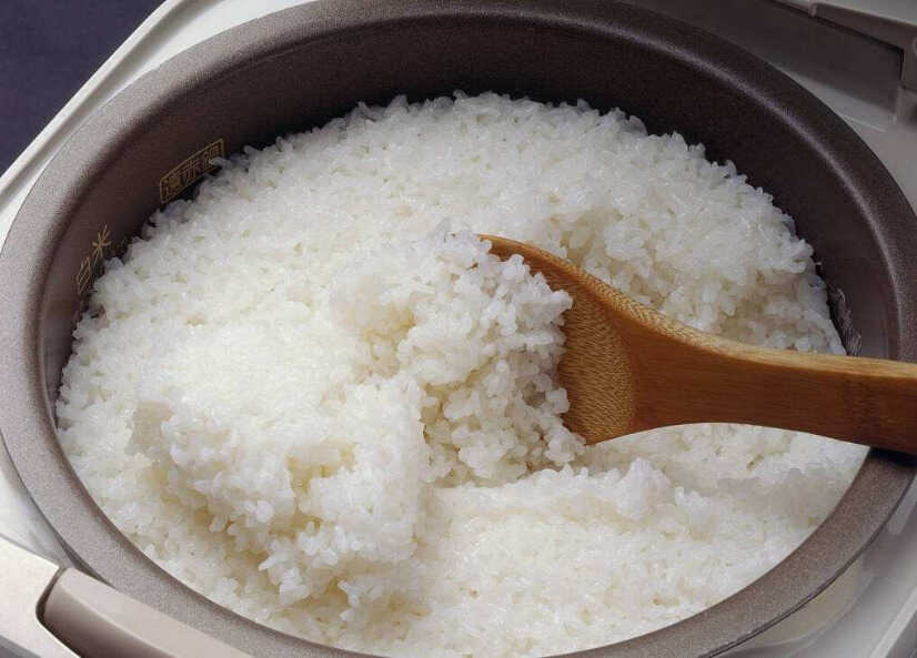电饭锅使用科普:如何正确使用电饭锅,注意这6点,饭好吃又节电