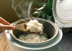 荣事达电饭煲使用方法(选购电饭煲技巧)