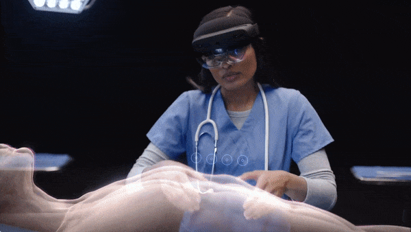微软推出AR眼镜Hololens二代:支持语音交互,售价2万4
