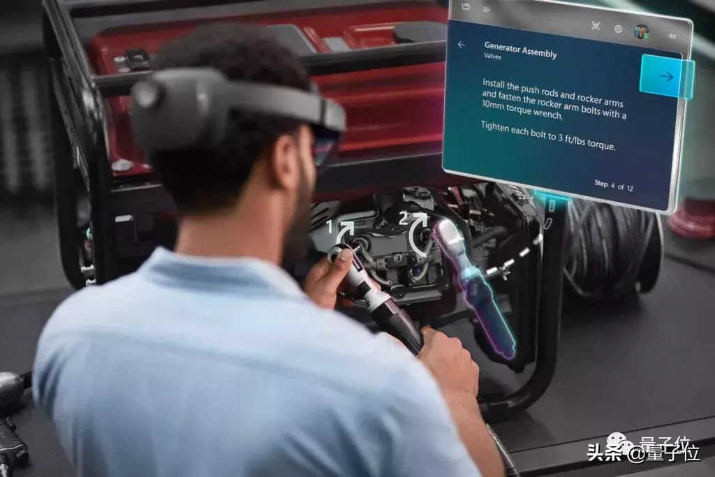 微软推出AR眼镜Hololens二代:支持语音交互,售价2万4