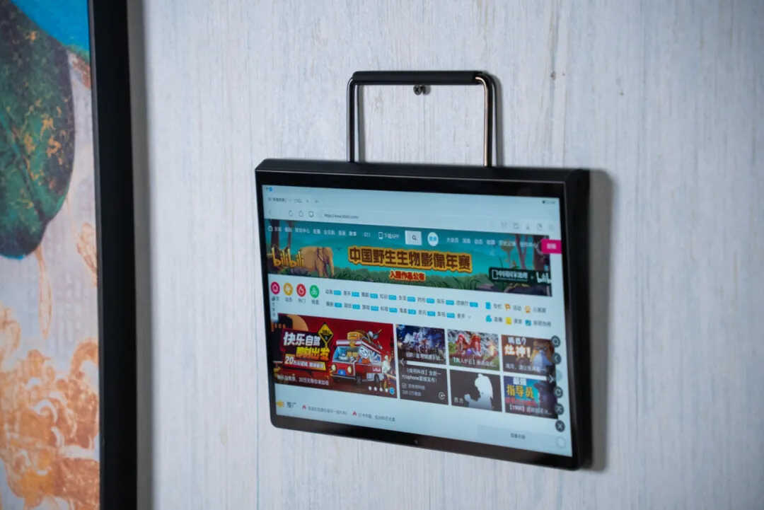 联想会员新品众测:能做外接显示器的YOGA Pad Pro入手