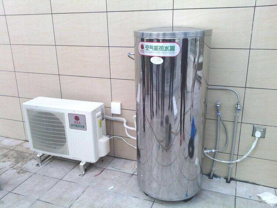 空气能热水器和电热水器哪个更省电?对比一下,优劣一目了然