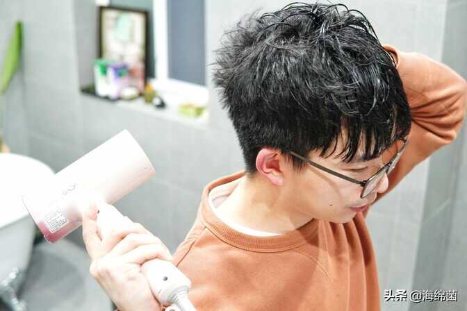 松下新品吹风机NA0H实测:水润干发新体验,是时候换个新吹风机了