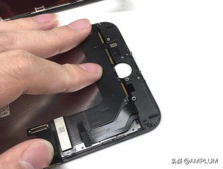 手机触摸屏失灵了怎么办,六种方法自己就能修好它!