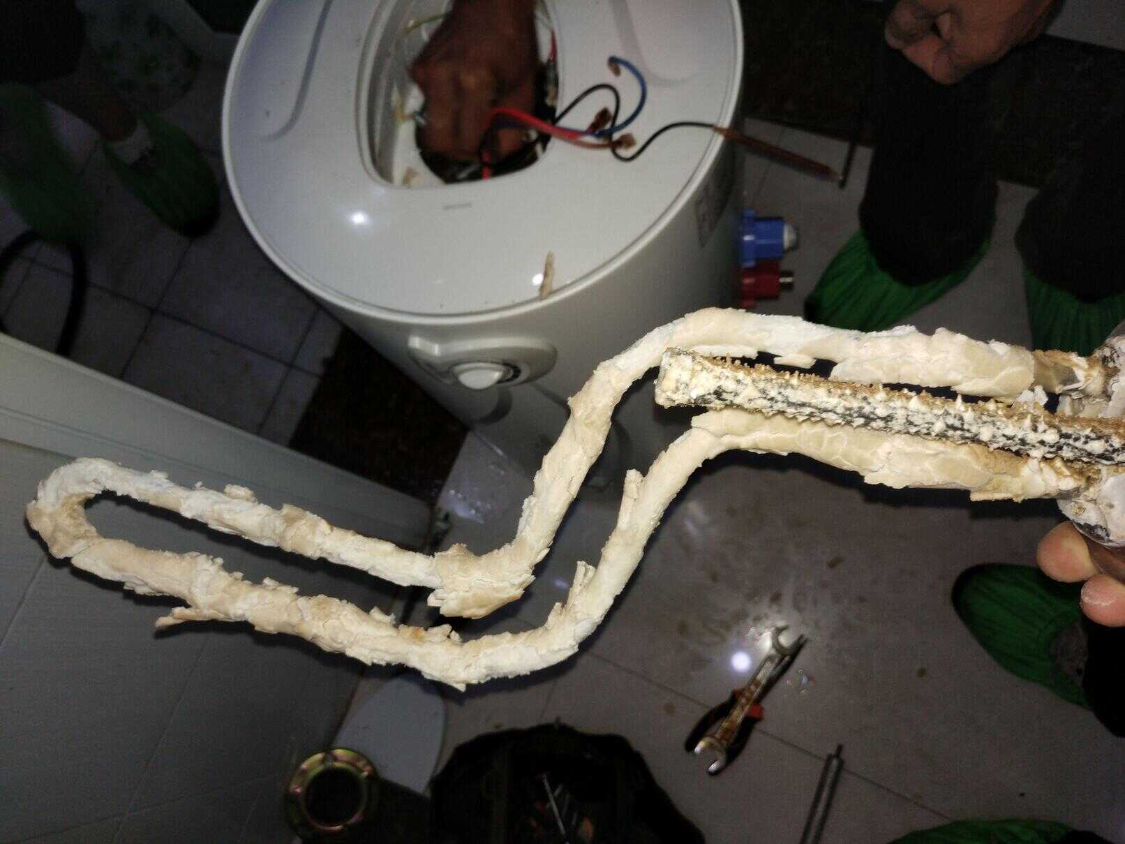 电热水器怎么清洗?自己洗还是找师傅洗?怎么收费?