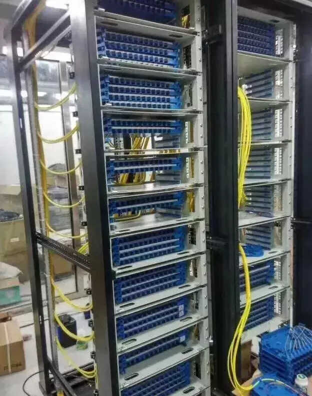 光纤收发器的六个指示灯都代表什么?