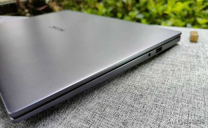 华为MateBook D 14 2022款笔记本使用体验,优点不足很明显