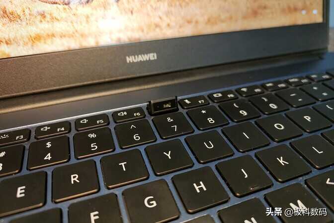 华为MateBook D 14 2022款笔记本使用体验,优点不足很明显