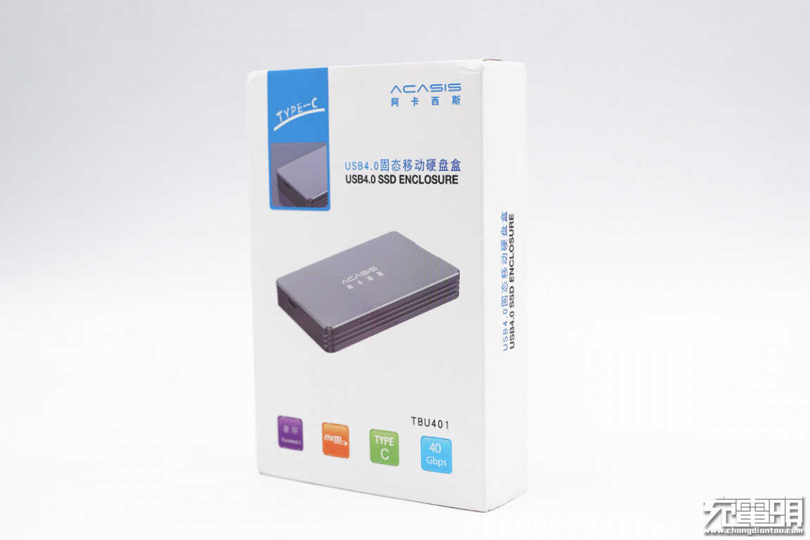 支持USB4高速传输标准,阿卡西斯USB4硬盘盒评测